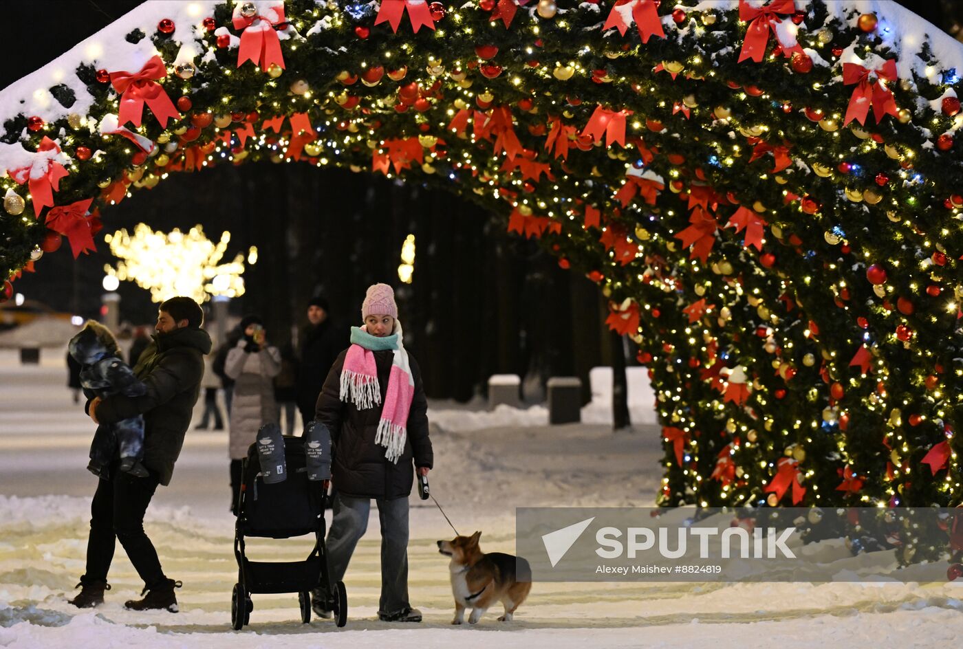 Russia New Year Season Preparations