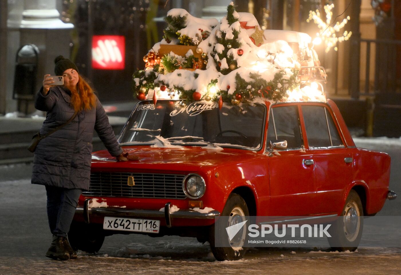 Russia New Year Season Preparations