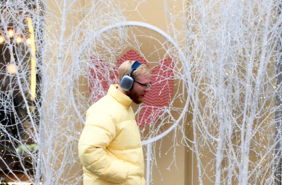 Russia New Year Season Preparations