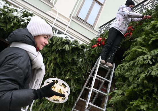 Russia New Year Season Preparations