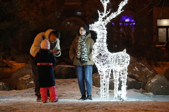 Russia DPR New Year Season Preparations