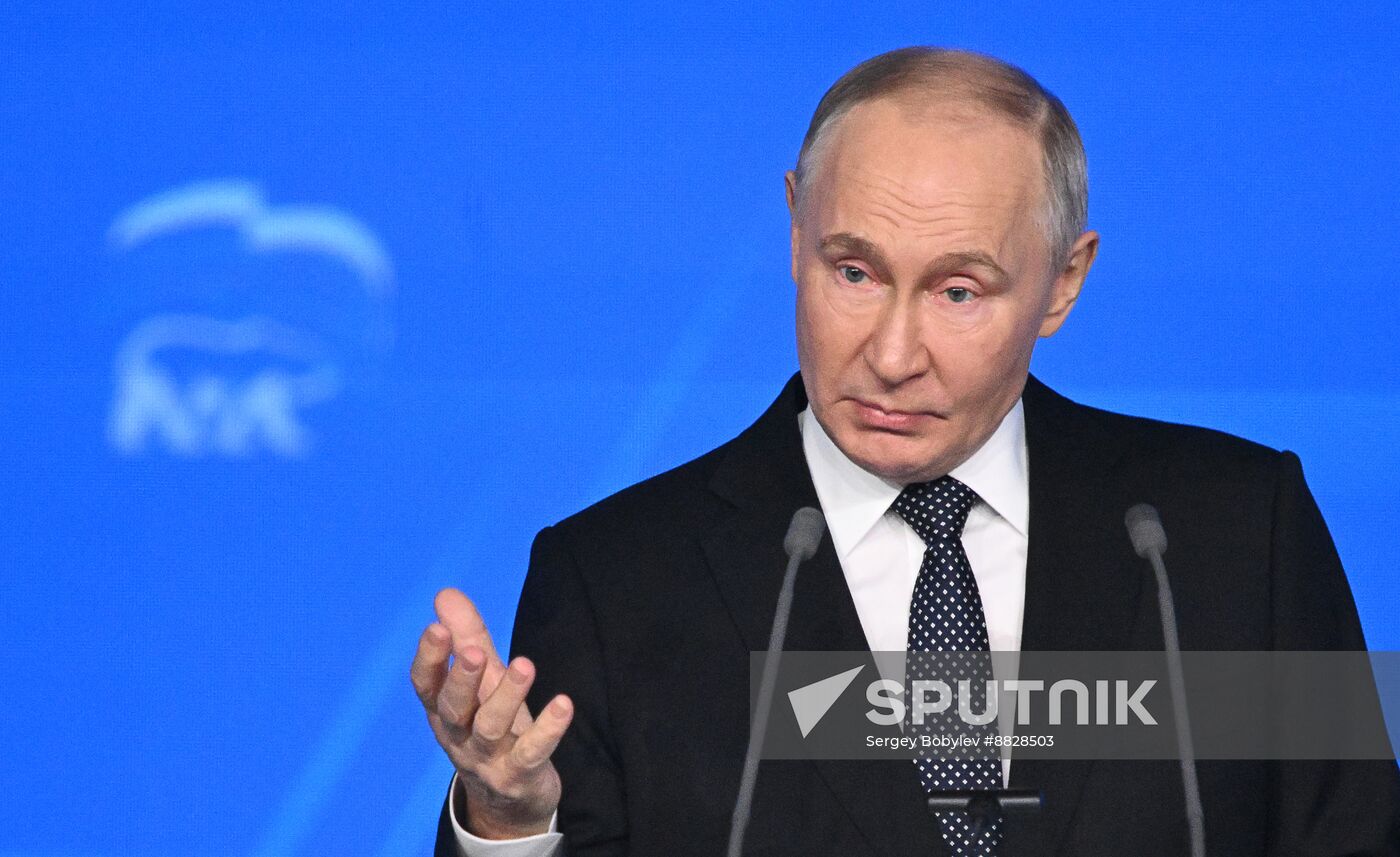 Russia Putin UR Party Congress