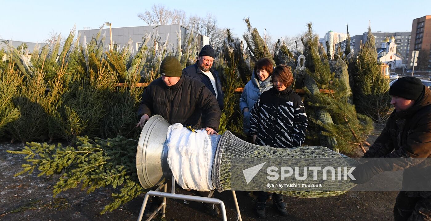 Russia New Year Season Preparations