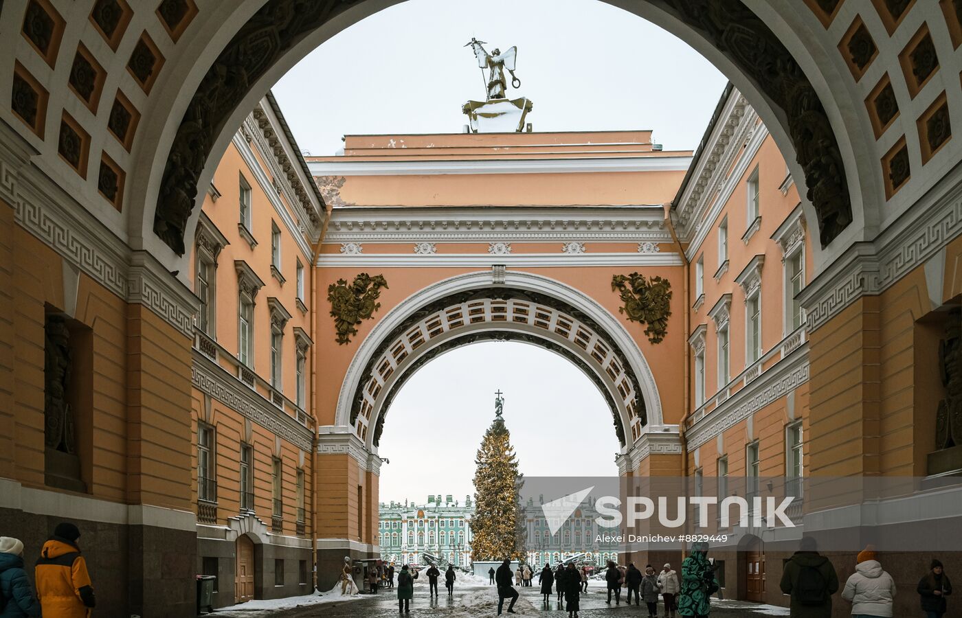 Russia New Year Season Preparations