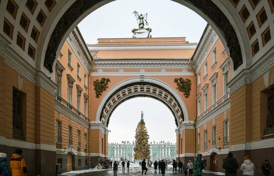 Russia New Year Season Preparations