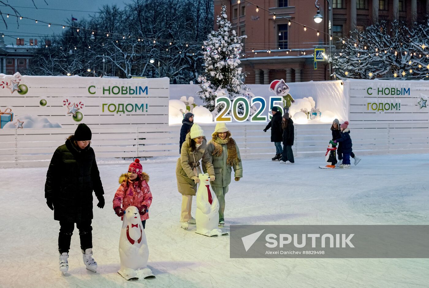 Russia New Year Season Preparations