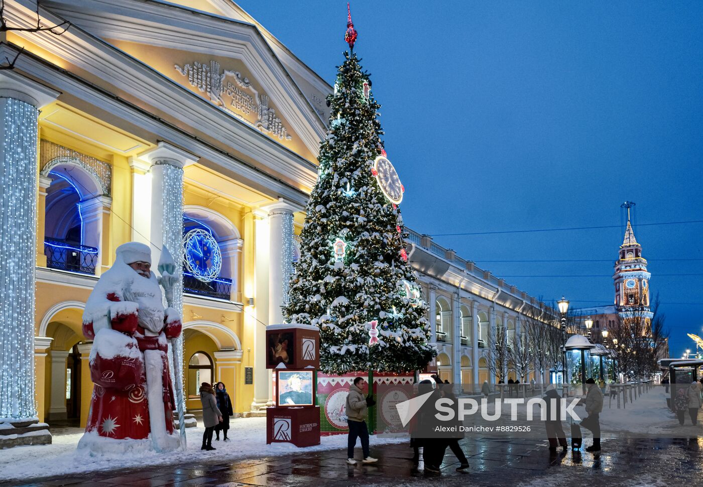 Russia New Year Season Preparations