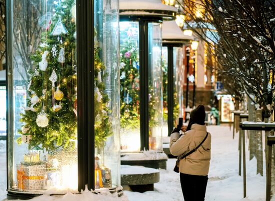 Russia New Year Season Preparations