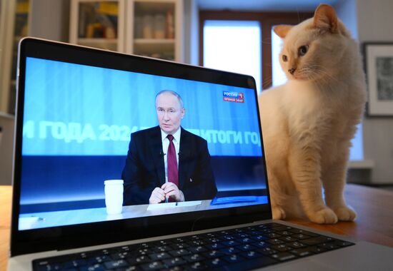 Russia Putin Press Conference Broadcast