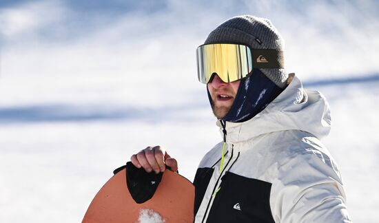 Russia Winter Leisure