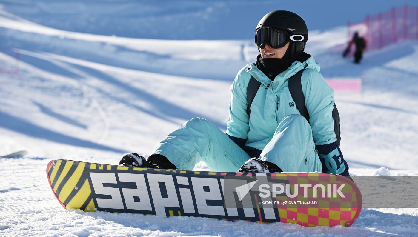 Russia Winter Leisure