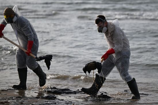 Russia Tankers Crash Aftermath