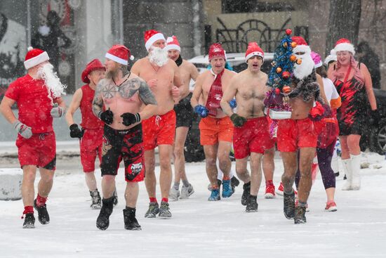 Russia Winter Swimming Clubs Run