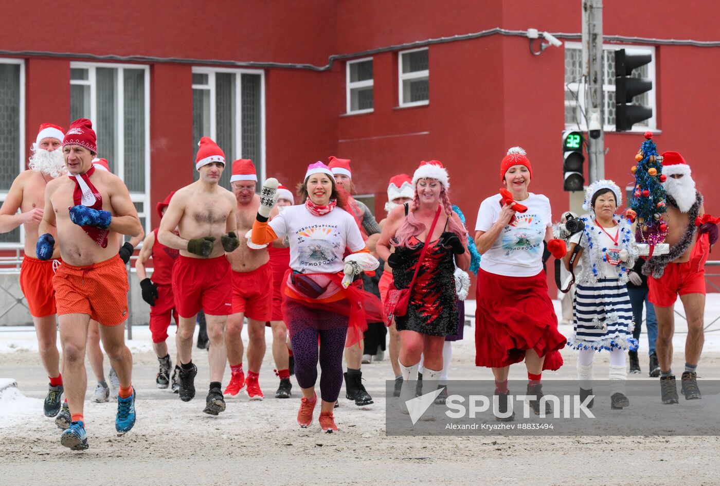 Russia Winter Swimming Clubs Run