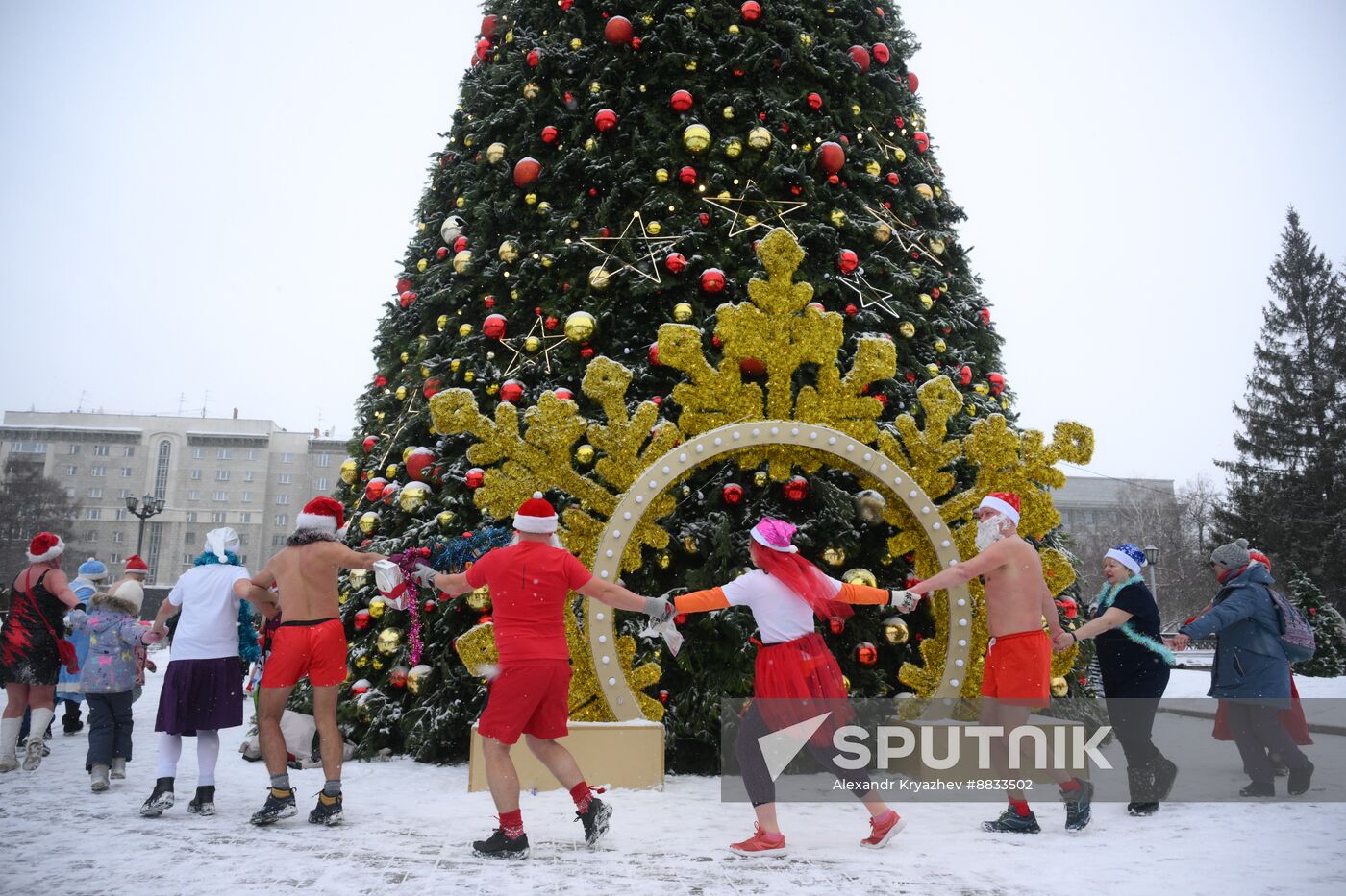 Russia Winter Swimming Clubs Run
