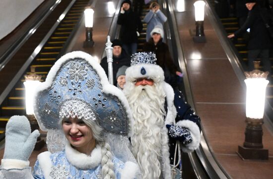 Russia New Year Season Metro