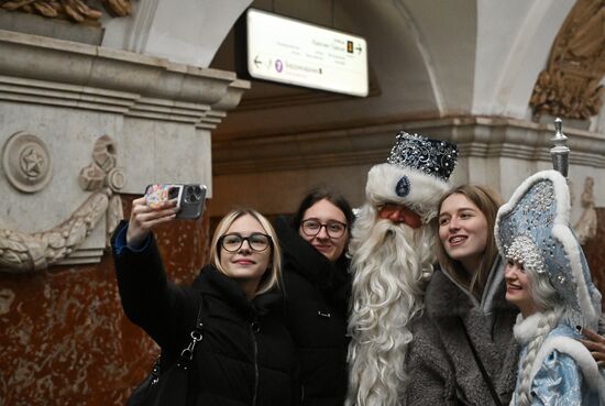 Russia New Year Season Metro