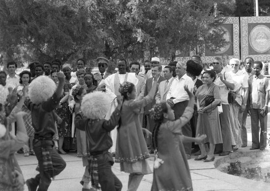 President of Republic of Mali Moussa Traoré visits Soviet Union