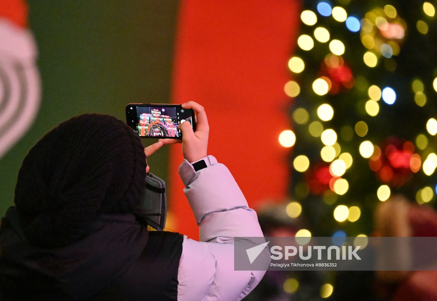 Russia New Year Season Metro