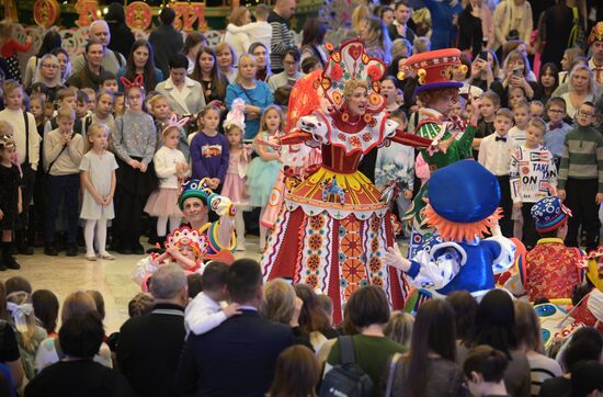 Russia New Year Show