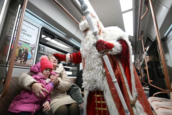 Russia New Year Season Metro