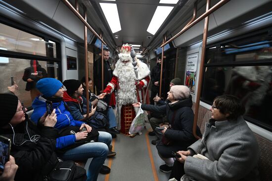 Russia New Year Season Metro