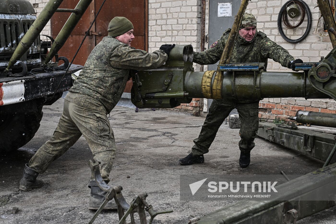 Russia Ukraine Military Operation Repair Battalion