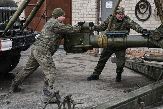 Russia Ukraine Military Operation Repair Battalion