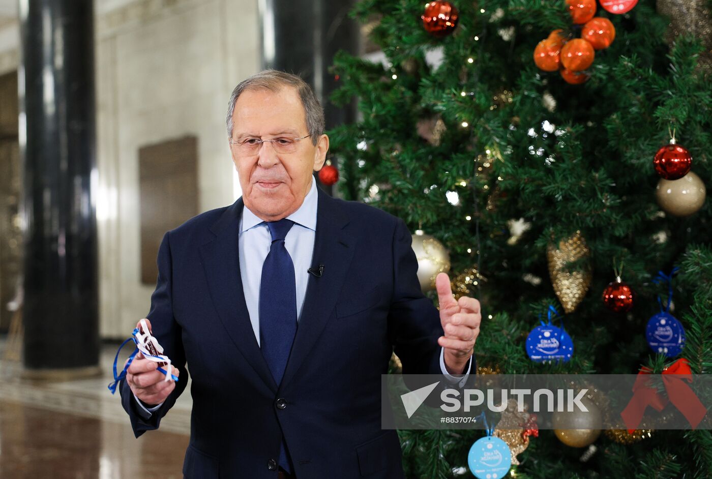 Russia Government New Year Season Charity