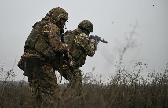 Russia Ukraine Military Operation Troops Training