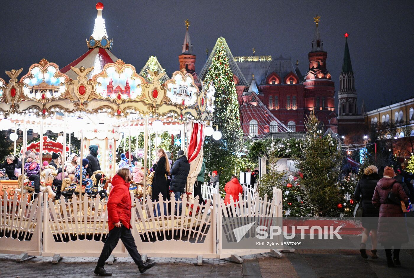 Russia New Year Season Preparations