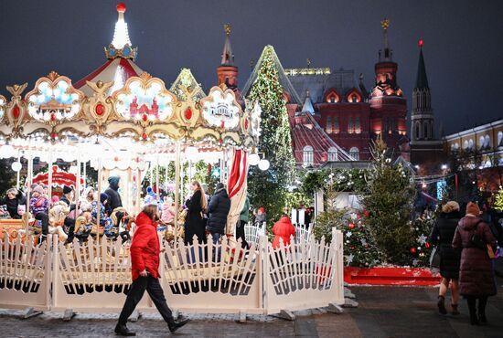 Russia New Year Season Preparations