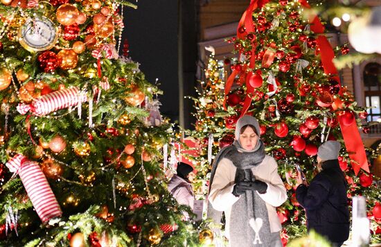 Russia New Year Season Preparations