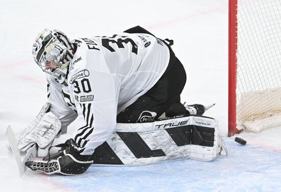 Russia Ice Hockey Kontinental League Ak Bars - Traktor