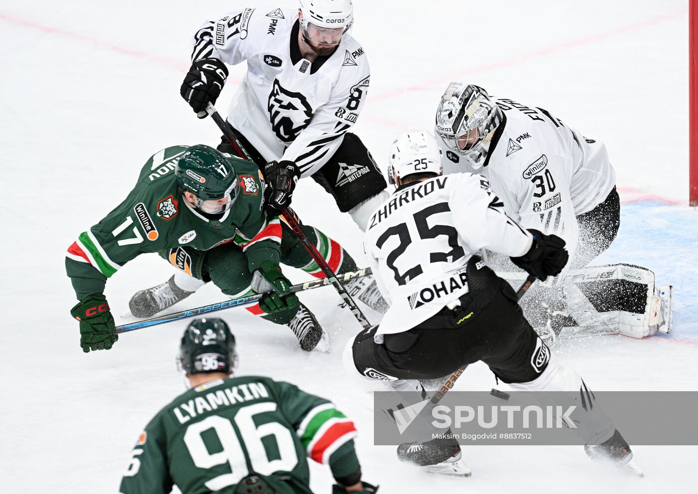 Russia Ice Hockey Kontinental League Ak Bars - Traktor