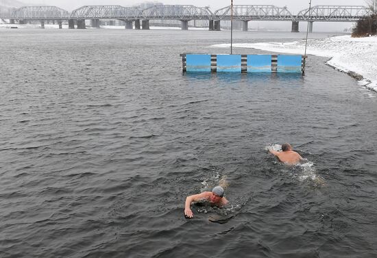 Russia Winter Swimming