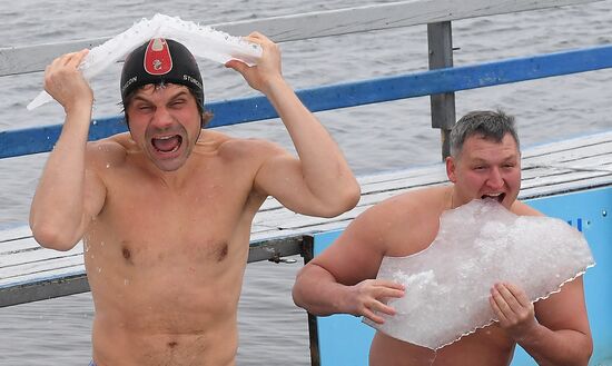 Russia Winter Swimming