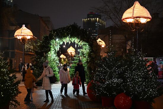 Russia New Year Season Preparations