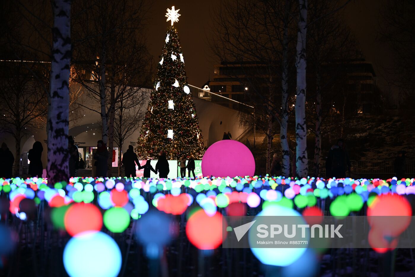 Russia New Year Season Preparations