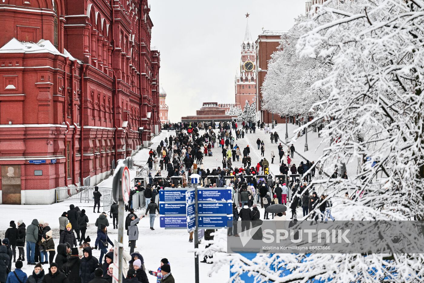 Russia New Year Season Preparations