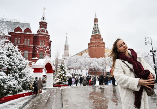 Russia New Year Season Preparations