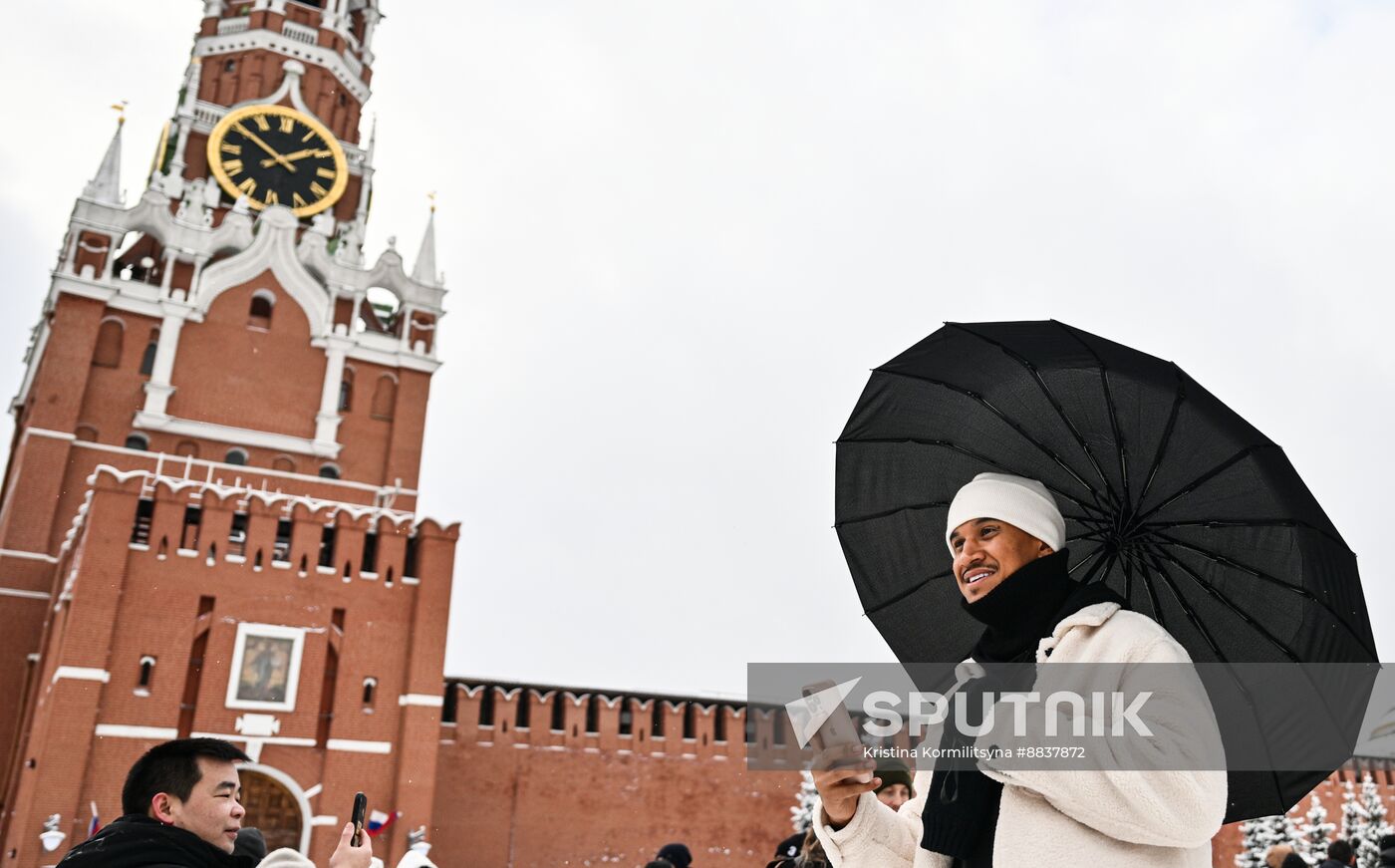 Russia New Year Season Preparations