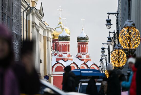 Russia New Year Season Preparations