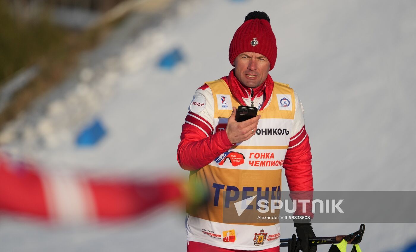 Russia Skiing Champions Race