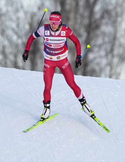 Russia Skiing Champions Race