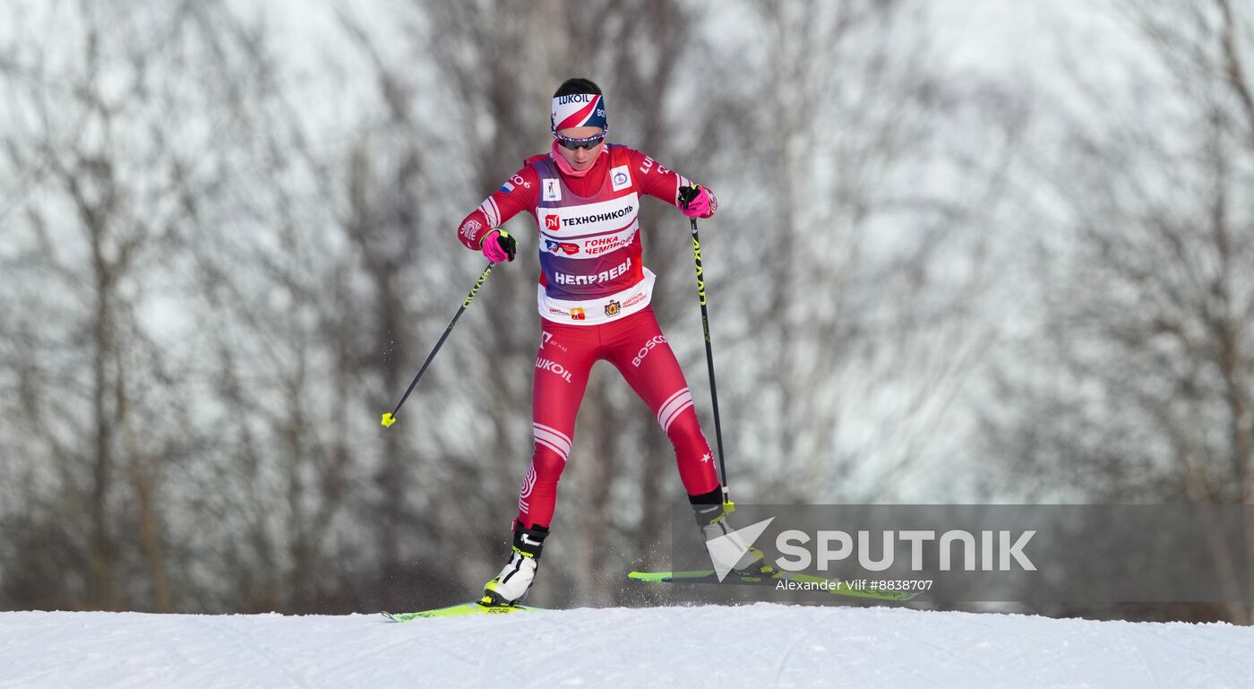 Russia Skiing Champions Race