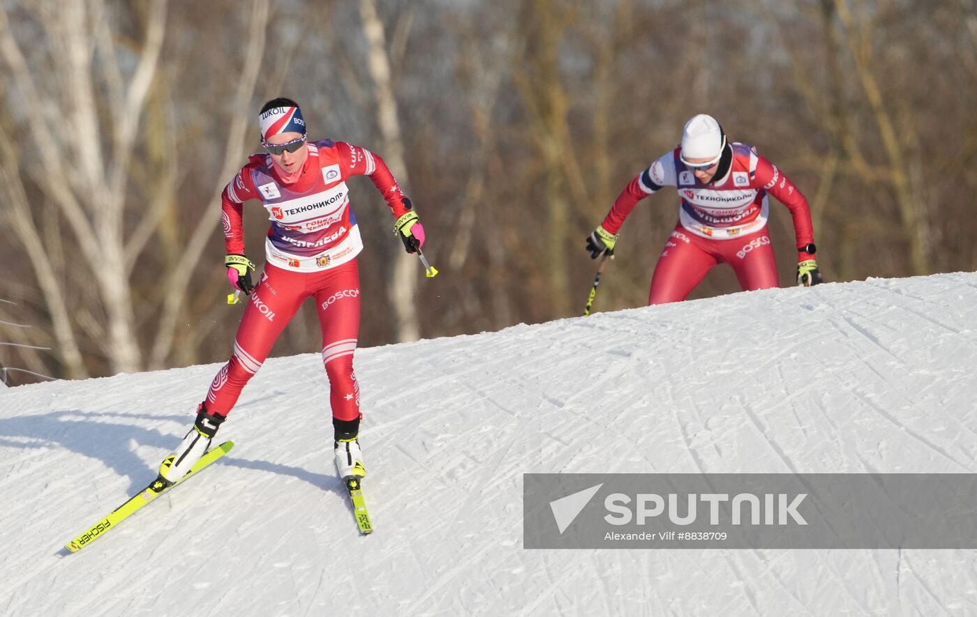 Russia Skiing Champions Race