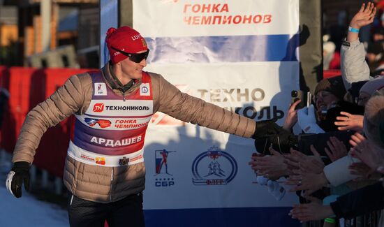 Russia Skiing Champions Race