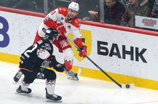 Russia Ice Hockey Kontinental League Traktor - Avtomobilist
