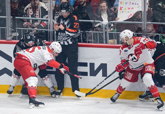 Russia Ice Hockey Kontinental League Traktor - Avtomobilist